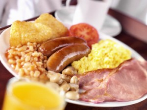 english-breakfast-bacon-scrambled-egg-sausages-beans-etc